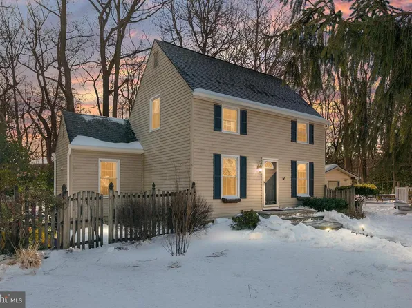 1040 Hyde Park Dr, Annapolis, MD 21403