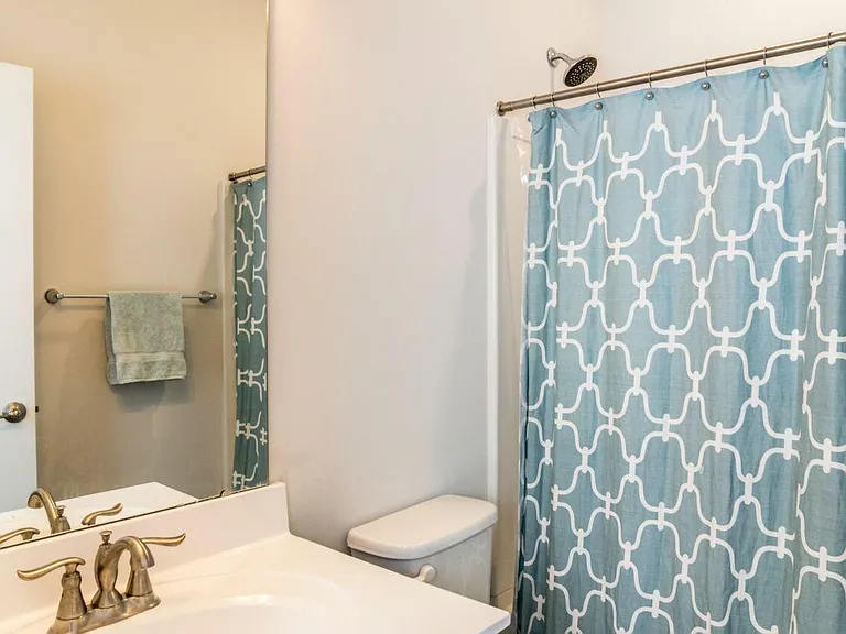 420 Fairmont Dr — Photo 19