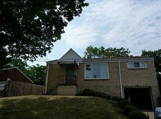 1140 Cox Pl, Pittsburgh, PA 15207