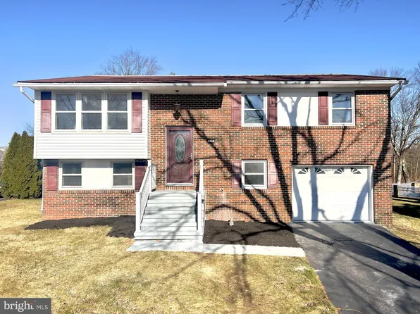 395 Marshall Dr, Orwigsburg, PA 17961
