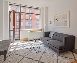 Court House Apartments at 125 Court Street in Downtown Brooklyn : Sales