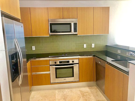 4th image of 1060 Brickell Ave APT 3613
