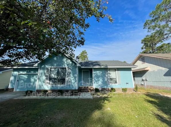 6897 Kingsgate Dr, Fayetteville, NC 28314