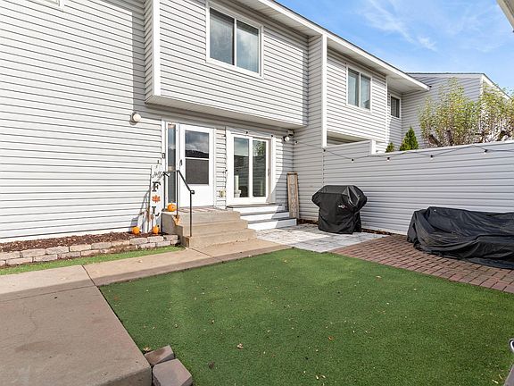 2nd image of 2200 Tower Ct