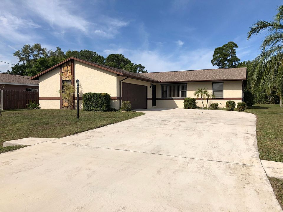 1st image of 949 SE Bayfront Ave