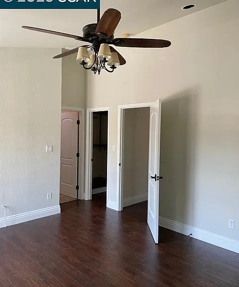 2860 Buena Vista Ave — Photo 17