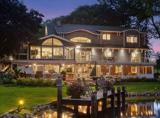 3135 N Shore Dr, Wayzata, MN 55391