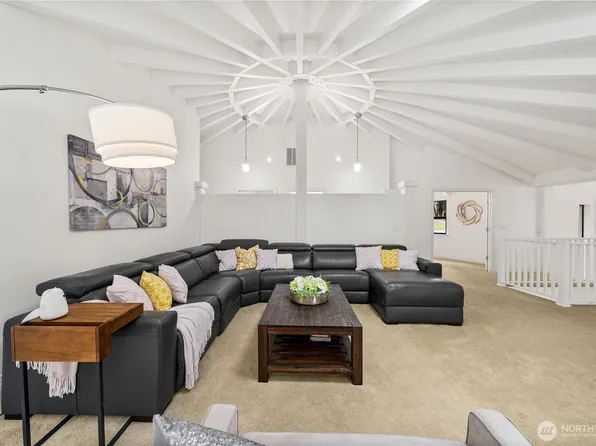 20709 NE 79th Street, Redmond, WA 98053