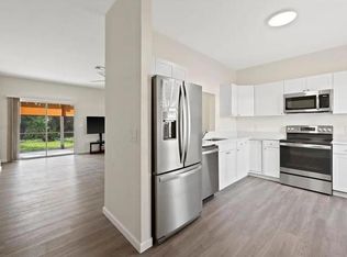 6095 Lake Front Dr, Fort Myers, FL 33908