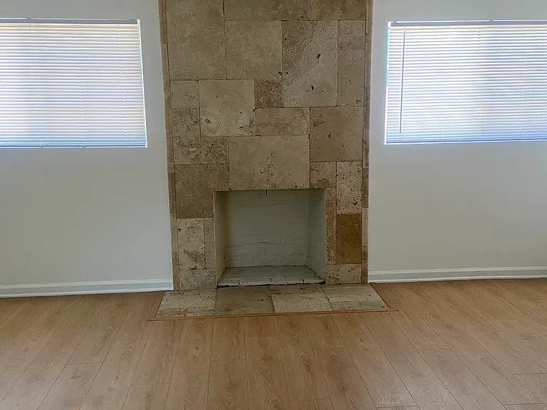 22700 Cantlay St — Photo 13