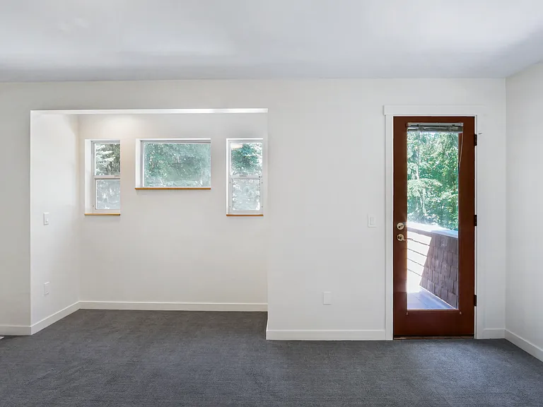 Bedroom with Roof/Patio Access