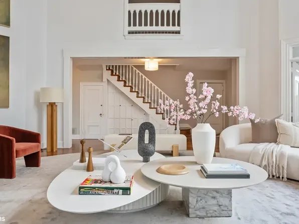 257 West 86th Street image 4 of 16