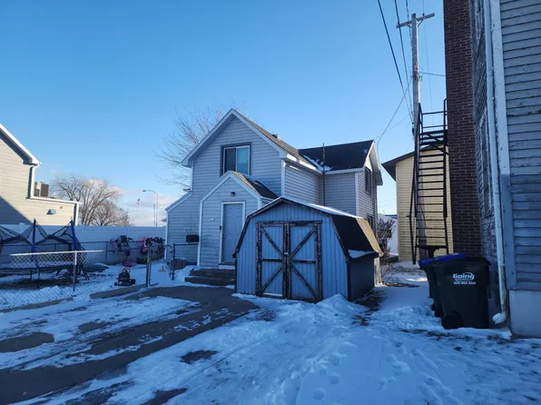 210 Clark St, Algoma, WI 54201