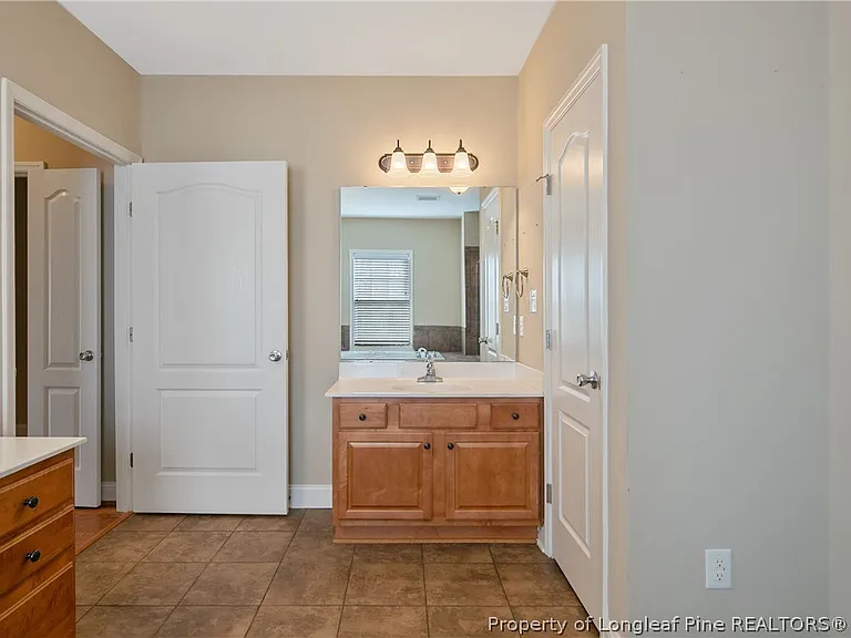 1611 Bluffside Dr #301 — Photo 26