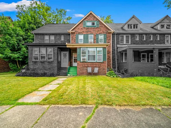 1035 Priestley Ave, Erie, PA 16511