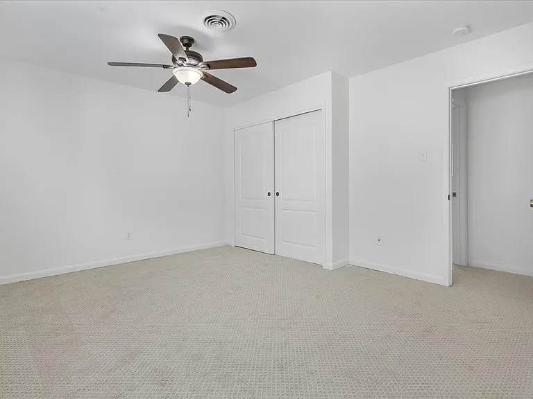 2809 Olympia Dr — Photo 6