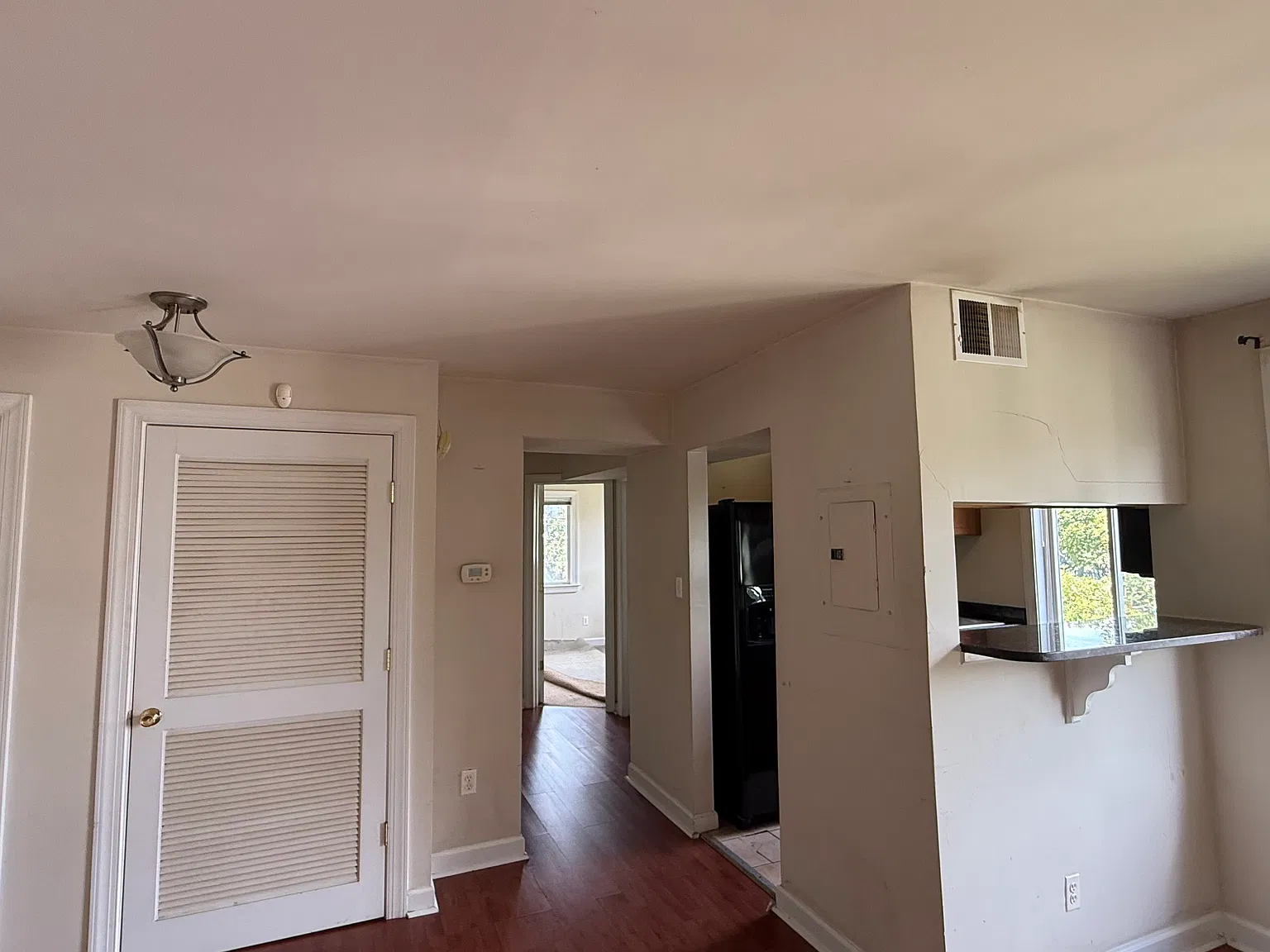 2 bed, 703 sqft, $1,450 — Photo 2