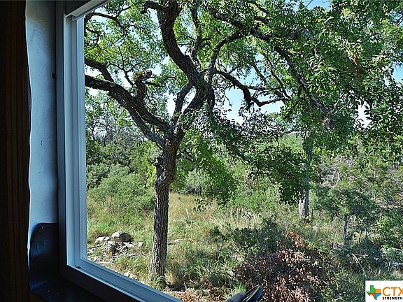 4th image of 134 Bee Tree Dr