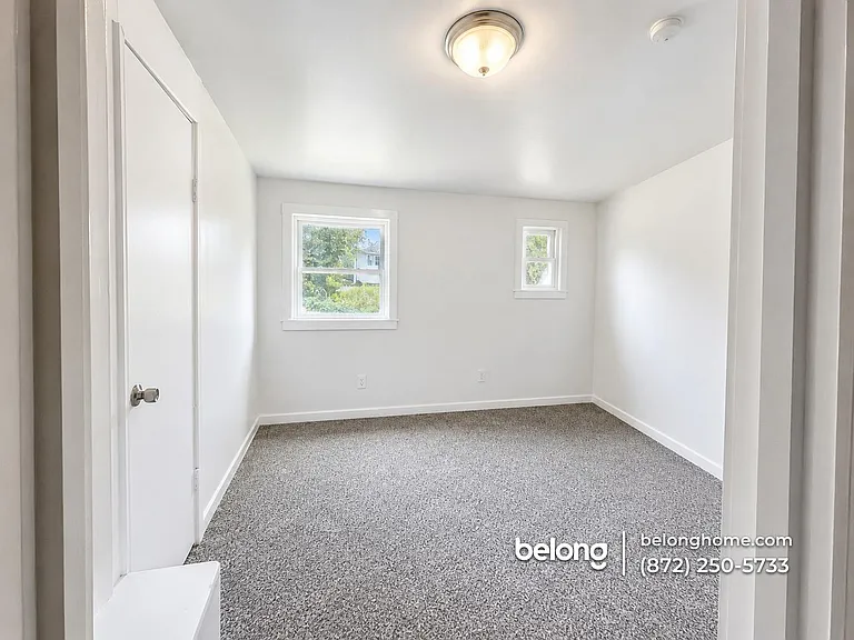 36 Saint Columba Dr — Photo 4