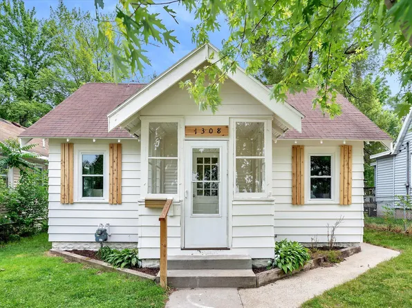 1308 Marquette St SW, Wyoming, MI 49509