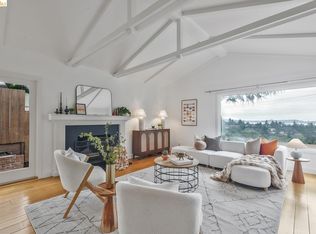 24 Cabrillo Pl, Oakland, CA 94611