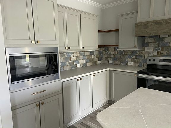 5th image of 7300 20th St #556