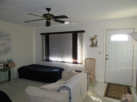 2nd image of 3170 Iverson St