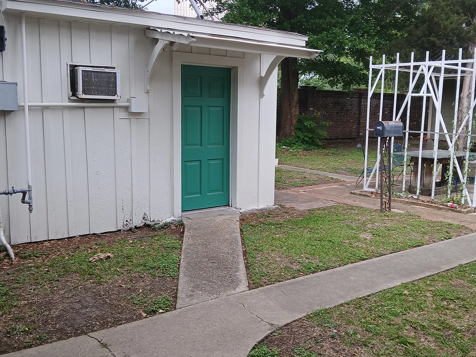 1 bed, 650 sqft, $875 — Photo 3