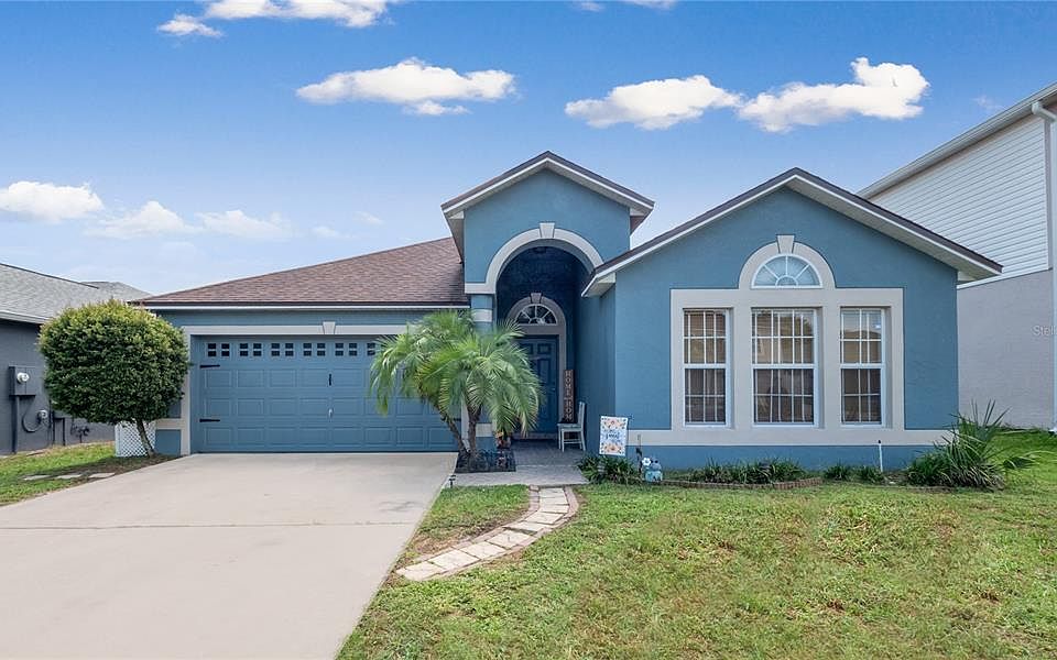 1st image of 326 FAIRFIELD DRIVE
