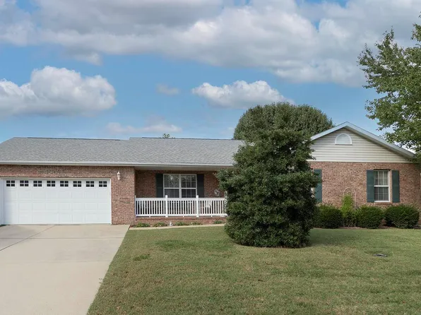 14 W Poplar St, New Baden, IL 62265