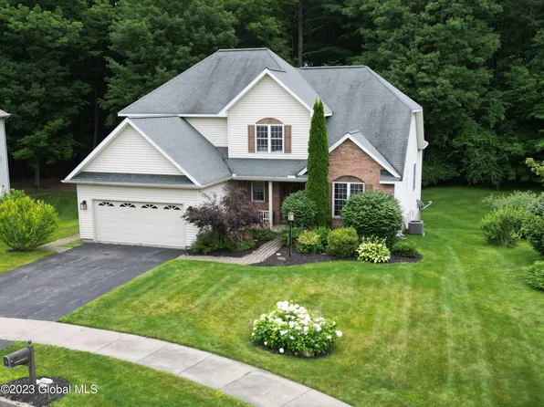 6 Rose Ridge Court, Saratoga Springs, NY 12866
