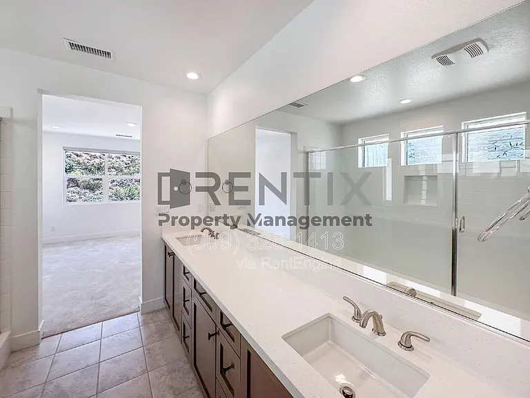 19206 Blackthorn Dr — Photo 41