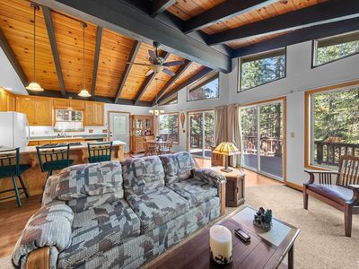 2480 Sierra House Trl, South Lake Tahoe, CA, 96150