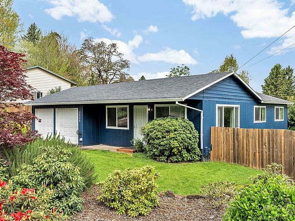 2nd image of 2555 Hughes Dr