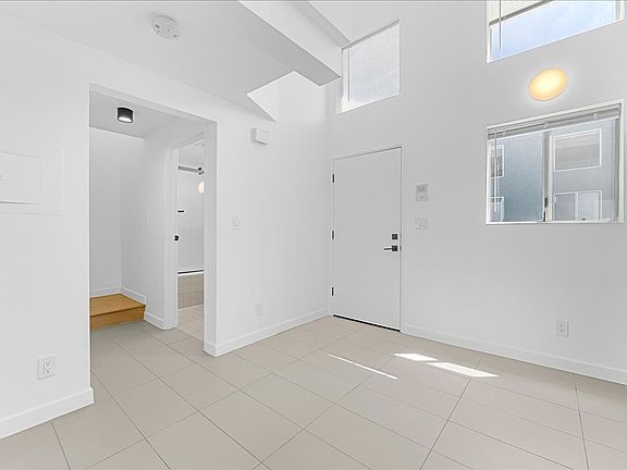 3rd image of 2730 W Temple St #204
