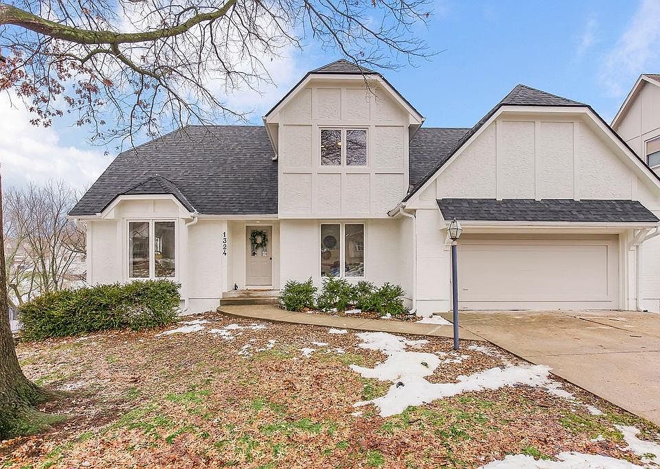 1st image of 1324 SW Granite Creek Dr