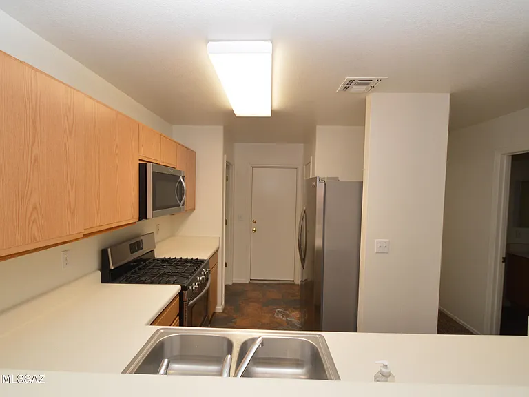 7009 E Strike Eagle Way — Photo 3