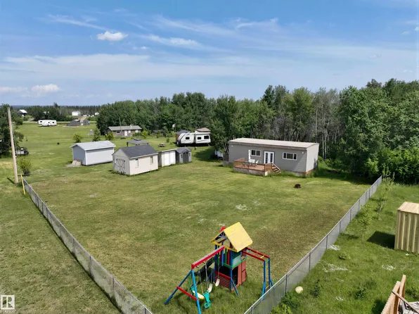 277 Range Road 102 #57201, Saint Paul County No. 19, AB T0A 2K0