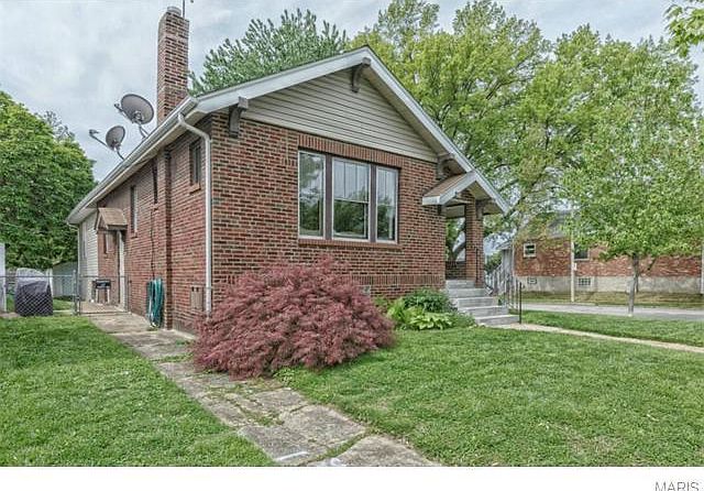 1st image of 5346 Robert Ave