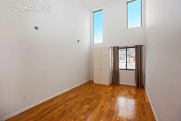 Rented by Compass | media 22