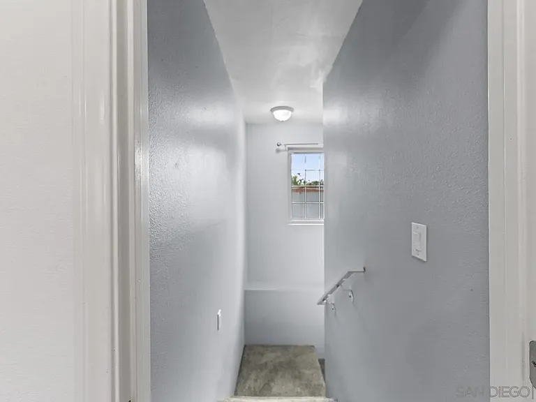 1120 Quail St — Photo 31