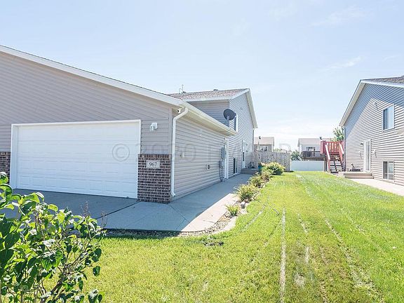 2nd image of 967 42nd Ave W