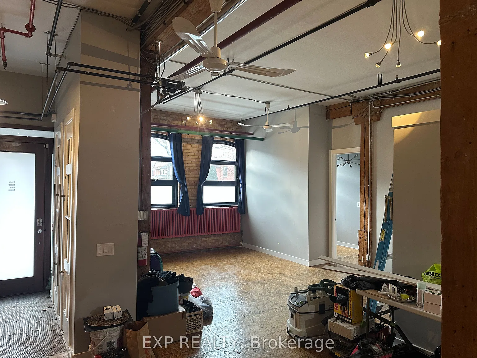 4 bed, $4,485 — Photo 2