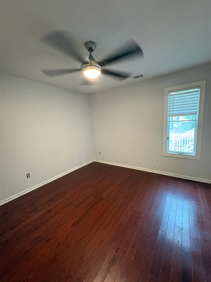 Building Photo - 1718 Greystone Blvd #28