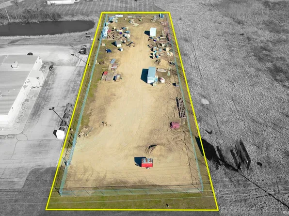 1948 W North St, Kendallville, IN 46755