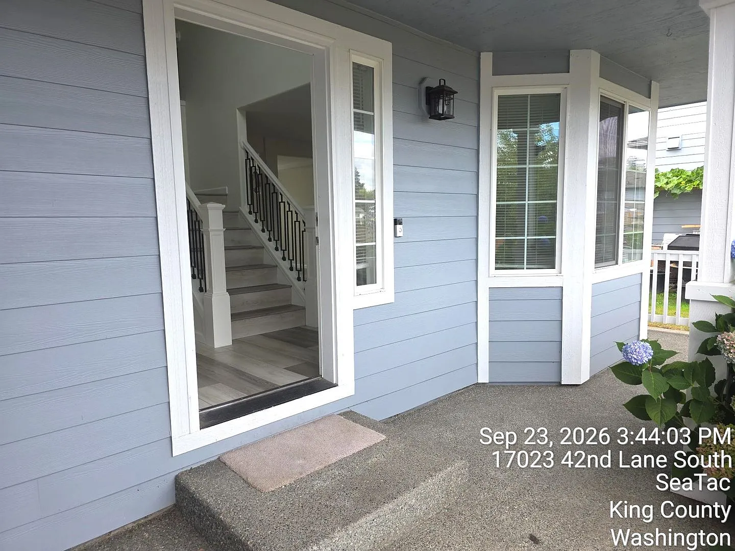 SeaTac large home for rent - 4 bedoom, 2.5 bathroom - newly remodeled - Available now — Photo 2