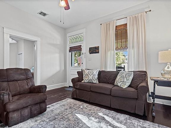 4th image of 1557 Bruister St