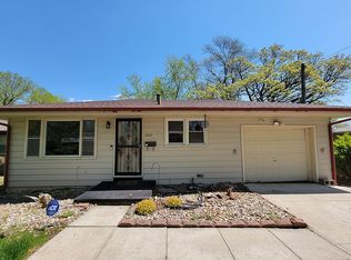 6909 N 41st Cir, Omaha, NE 68112