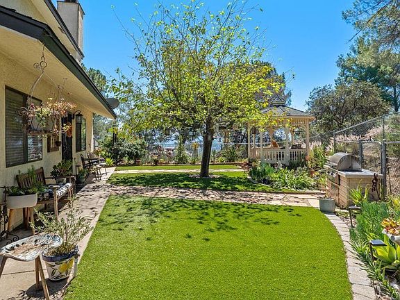 3rd image of 2869 Polk Rd