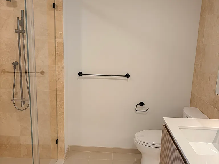 333 Ward Ave #911 — Photo 26